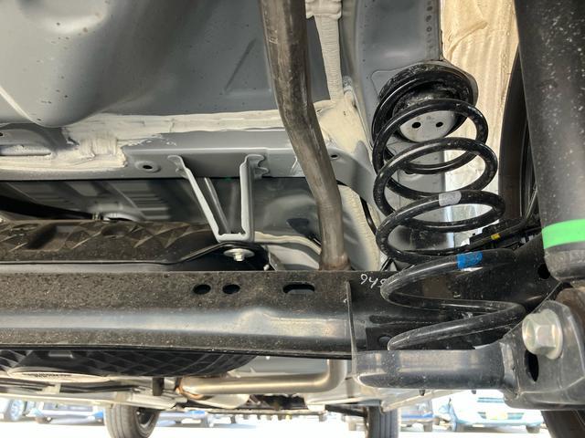 ムーヴキャンバスストライプスＧバックカメラ　ホッとカップホルダー　置き楽ボックス　ＬＥＤヘッドライト　オートライト　ＡＨＢ　衝突被害軽減装置　前後コーナーセンサー　両側電動スライドドア　シートヒーター　電動駐車ブレーキ　キーフリー（千葉県）の中古車