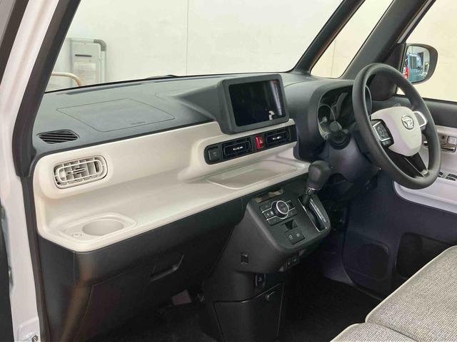 ムーヴキャンバスストライプスＧスマアシ　ダイハツ予防安全機能　置きラクボックス　ホットカップホルダー　前席シートヒーター　オートブレーキホールド付き電動パーキング　前後コーナーセンサー　プッシュエンジンスタート（千葉県）の中古車