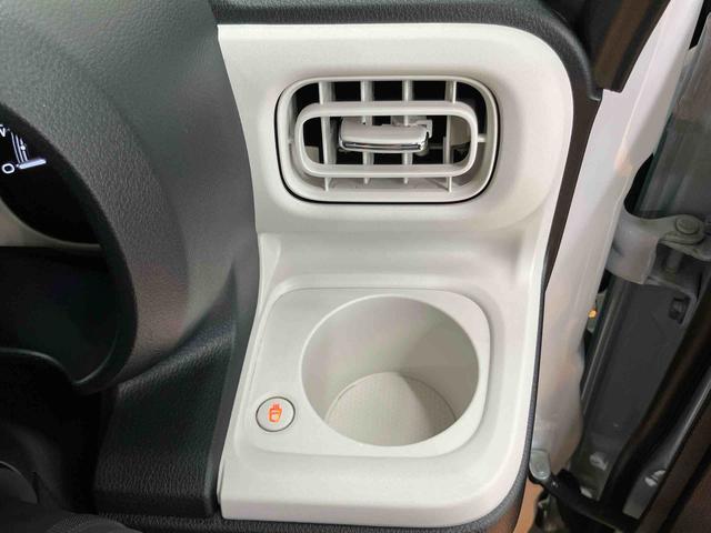 ムーヴキャンバスストライプスＧスマアシ　ダイハツ予防安全機能　置きラクボックス　ホットカップホルダー　前席シートヒーター　オートブレーキホールド付き電動パーキング　前後コーナーセンサー　プッシュエンジンスタート（千葉県）の中古車