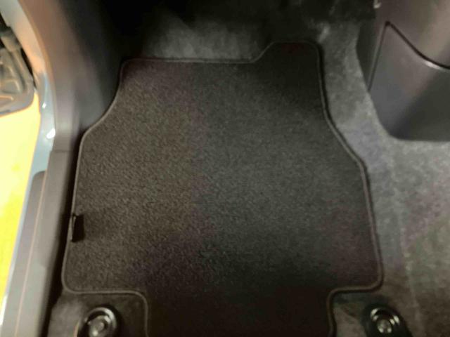 ムーヴキャンバスセオリーＧスマアシ　ダイハツ予防安全機能　置きラクボックス　ホットカップホルダー　前後コーナーセンサー　オートブレーキホールド付き電動パーキング　助手席シートバックポケット＋ショッピングフック（千葉県）の中古車
