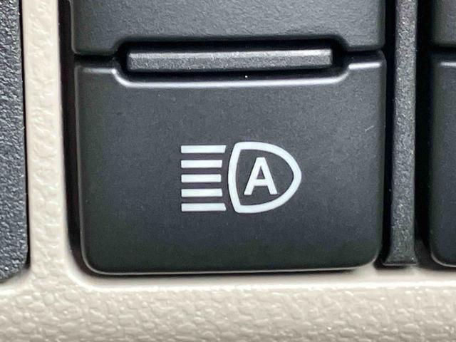 ムーヴL SAIIIETC CDチューナー/AM:FMラジオ/USB/AUX オートハイビーム 衝突被害軽減装置 誤発進抑制制御 前席大型アームレスト付ベンチシート キーレスエントリー 盗難防止警報 チルトステアリング(千葉県)の中古車