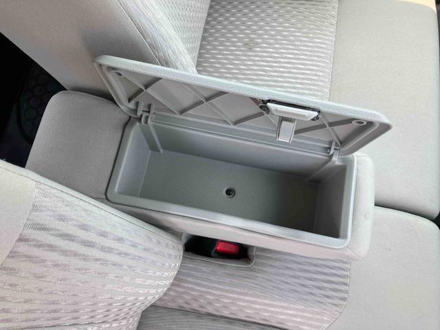ムーヴL SAIIIETC CDチューナー/AM:FMラジオ/USB/AUX オートハイビーム 衝突被害軽減装置 誤発進抑制制御 前席大型アームレスト付ベンチシート キーレスエントリー 盗難防止警報 チルトステアリング(千葉県)の中古車