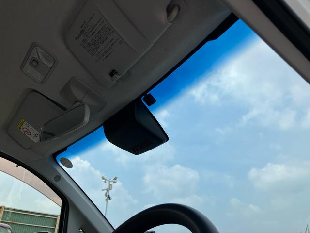 ムーヴL SAIIIETC CDチューナー/AM:FMラジオ/USB/AUX オートハイビーム 衝突被害軽減装置 誤発進抑制制御 前席大型アームレスト付ベンチシート キーレスエントリー 盗難防止警報 チルトステアリング(千葉県)の中古車