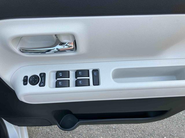 ムーヴキャンバスストライプスGバックカメラ ホッとカップホルダー 置き楽ボックス LEDヘッドライト オートライト AHB 衝突被害軽減装置 前後コーナーセンサー 両側電動スライドドア シートヒーター 電動駐車ブレーキ キーフリー(千葉県)の中古車