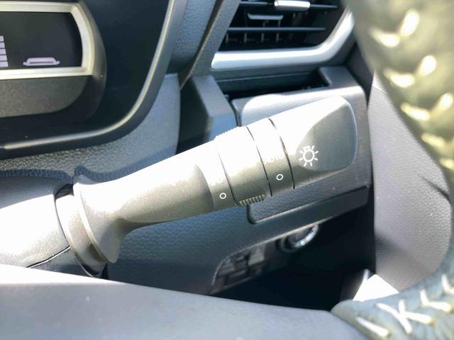トールカスタムＧ９型ディスプレイオーディオ／ＴＶ／ＢＴ／ＵＳＢ　バックカメラ　全車速追従クルコン　ＬＥＤヘッドライト　オートライト　スマアシ　コーナーセンサー　電動駐車ブレーキ　キーフリー　革巻きステアリング　アルミ（千葉県）の中古車