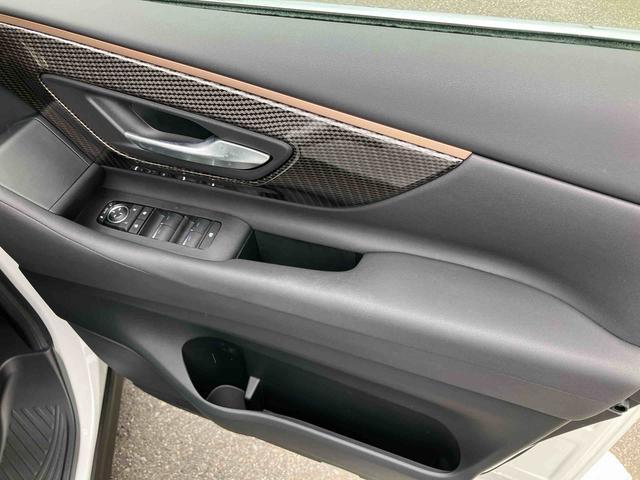 アルファードハイブリッドＧ　サイドリフトアップチルトシートサイドリフトアップシート　ハイブリッド　４ＷＤ　ナビ／ＴＶ／ＵＳＢ／ＢＴ　前後ドラレコ　ＥＴＣ　全車速追従クルコン　パワーリヤゲート　ＢＳＭ　ＡＣ１００Ｖ電源　ＬＥＤヘッドライト　オートライト　ＡＤＢ（千葉県）の中古車