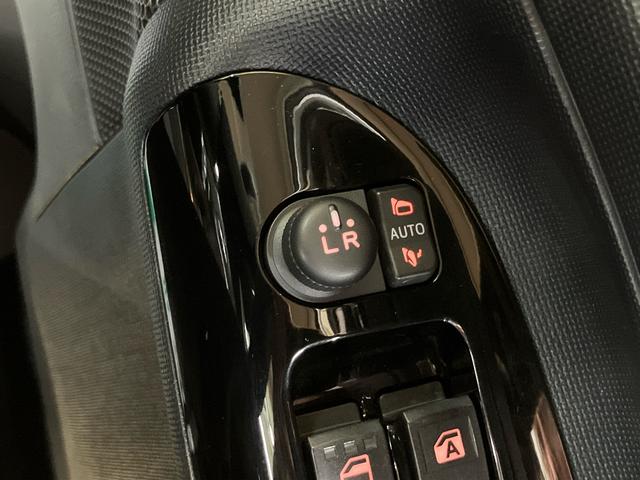 ムーヴキャンバスGブラックインテリアVS SAIII8型ナビ/BT/TV/DISC/全周囲カメラ 前後ドラレコ 社外14インチアルミ 両側パワスラ LEDヘッド/フォグ メッキモール 黒内装 スマートキー 運転席シートヒーター/リフター 置きラクBOX(千葉県)の中古車