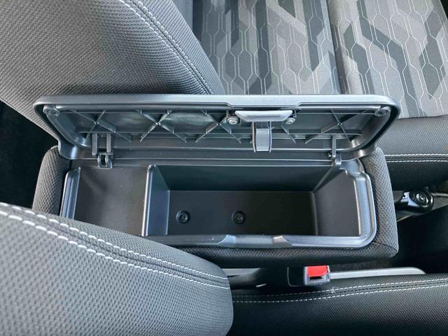 タフトＧターボ　クロムベンチャーターボ　ガラスルーフ　ルーフレール　１０型ナビ／ＴＶ／ＢＴ／ＵＳＢ　全周囲カメラ　全車速追従クルコン　ＬＥＤヘッドランプ　オートライト　コ−ナ−センサー　シートヒーター　電動駐車ブレーキ　キーフリー（千葉県）の中古車