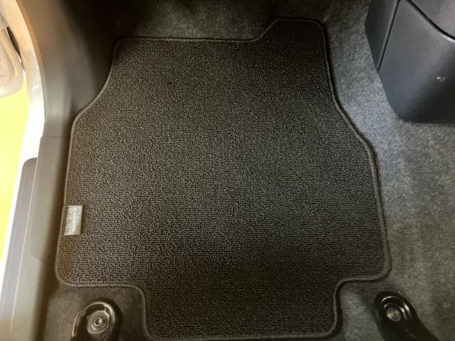 ムーヴキャンバスストライプスGターボスマアシ ダイハツ予防安全機能 アダプティブクルーズコントロール 前席シートヒーター 置きラクボックス ホットカップホルダー 前後コーナーセンサー 助手席シートバックポケット+ショッピングフック(千葉県)の中古車