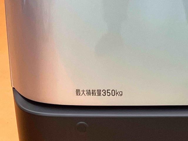 ハイゼットカーゴデラックススマアシ ダイハツ予防安全機能 前後コーナーセンサー キーレスエントリー スピーカー一体型ラジオチューナー オーバーヘッドシェルフ マニュアルレベリング機能付ハロゲンヘッドライト アイドリングストップ(千葉県)の中古車