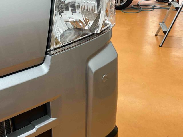 ハイゼットカーゴデラックススマアシ ダイハツ予防安全機能 前後コーナーセンサー キーレスエントリー スピーカー一体型ラジオチューナー オーバーヘッドシェルフ マニュアルレベリング機能付ハロゲンヘッドライト アイドリングストップ(千葉県)の中古車