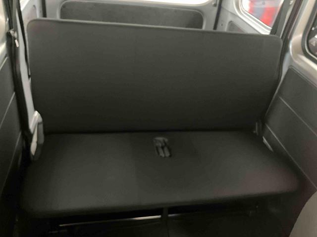 ハイゼットカーゴデラックススマアシ ダイハツ予防安全機能 前後コーナーセンサー キーレスエントリー スピーカー一体型ラジオチューナー オーバーヘッドシェルフ マニュアルレベリング機能付ハロゲンヘッドライト アイドリングストップ(千葉県)の中古車