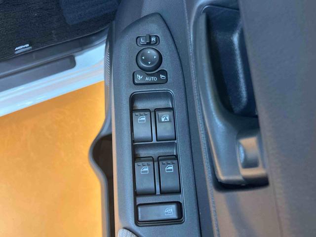 ムーヴＸスマアシ　ダイハツ予防安全機能　左側電動スライドドア　前後コーナーセンサー　マニュアルレベリング機能付ＬＥＤヘッドライト　アイドリングストップ　プッシュエンジンスタート　キーフリーシステム（千葉県）の中古車