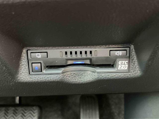 ヤリスハイブリッドG4WD 8型ナビ/TV/BT/USB バックカメラ 前後ドラレコ ETC 全車速追従クルコン ブラインドスポットモニター AC100V電源 オートライト AHB 衝突軽減装置 前後クリアランスセンサー(千葉県)の中古車