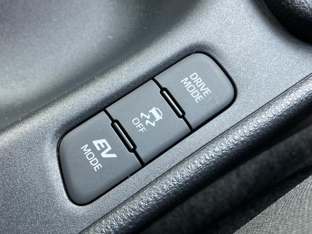 ヤリスハイブリッドG4WD 8型ナビ/TV/BT/USB バックカメラ 前後ドラレコ ETC 全車速追従クルコン ブラインドスポットモニター AC100V電源 オートライト AHB 衝突軽減装置 前後クリアランスセンサー(千葉県)の中古車