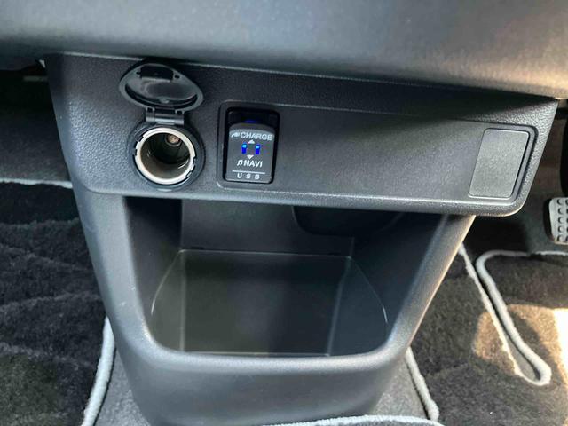 ブーンシルク SAIIIナビ/TV/DVD/BT/USB 全周囲カメラ ドラレコ LEDヘッドライト オートライト AHB 衝突被害軽減装置 コーナーセンサー オートエアコン キーフリーシステム 盗難防止警報 ボタンスタート(千葉県)の中古車