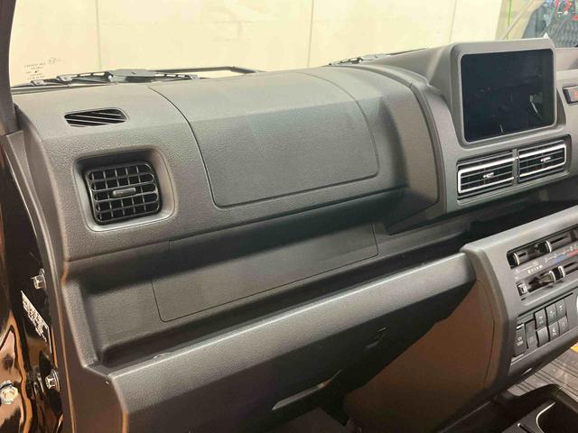 ハイゼットトラックジャンボエクストラスマアシ　ダイハツ予防安全機能　３モード選択電子制御式４ＷＤ　オーバーヘッドシェルフ　テールゲートチェーン　大型ＬＥＤ作業灯　オートライト　オートハイビーム　ＬＥＤヘッドライト　アイドリングストップ（千葉県）の中古車