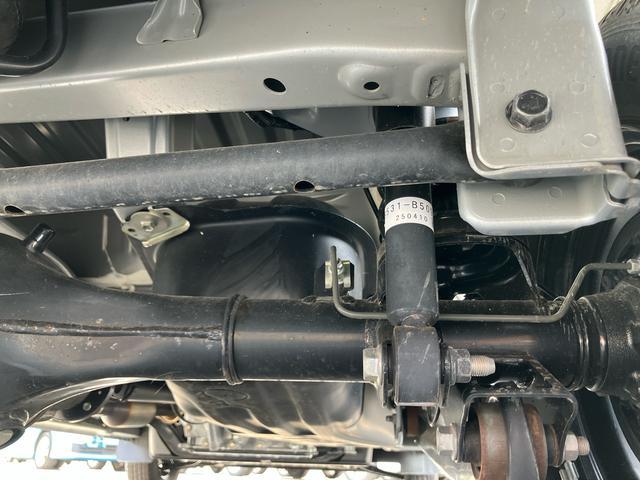 ハイゼットカーゴデラックス衝突被害軽減ブレーキ　コーナーセンサー　オートライト　プライバシーガラス　フロントパワーウィンドウ　オーバーヘッドシェルフ　スピーカー一体型ＡＭ・ＦＭラジオ　キーレスエントリー　アイドリングストップ（千葉県）の中古車