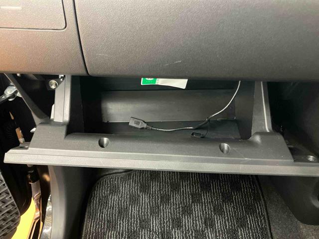 ムーヴカスタム Xバックカメラ連動フルセグナビ USB接続 ブルートゥース対応 ETC 運転席シートヒーター 助手席シートバックポケット+ショッピングフック シートベルトアンカーアジャスター 助手席シートアンダートレイ(千葉県)の中古車