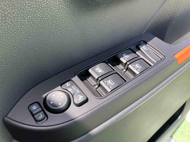 タントファンクロス両側電動スライドドア メモリーナビ CD DVD ドラレコ ETC 衝突回避支援ブレーキ 誤発進抑制装置 アイドリングストップ スマートキー 盗難防止装置 イモビライザー シートヒーター オートライト(千葉県)の中古車