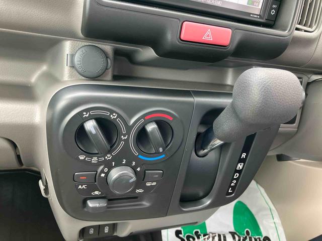 NV100クリッパーバンGXナビ 4WD フォグランプ(千葉県)の中古車