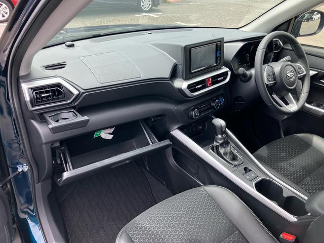 ロッキープレミアムＧ　ＨＥＶＨＥＶ　ナビ／ＴＶ／ＤＶＤ／ＢＴ／ＵＳＢ　バックカメラ　前後ドラレコ　ＥＴＣ　全車速追従クルコン　ＬＥＤヘッドランプ　シートヒーター　前後コーナーセンサー　電動駐車ブレーキ　キーフリー　アルミホイール（千葉県）の中古車