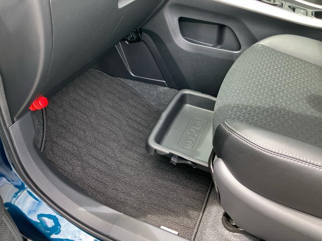 ロッキープレミアムＧ　ＨＥＶＨＥＶ　ナビ／ＴＶ／ＤＶＤ／ＢＴ／ＵＳＢ　バックカメラ　前後ドラレコ　ＥＴＣ　全車速追従クルコン　ＬＥＤヘッドランプ　シートヒーター　前後コーナーセンサー　電動駐車ブレーキ　キーフリー　アルミホイール（千葉県）の中古車