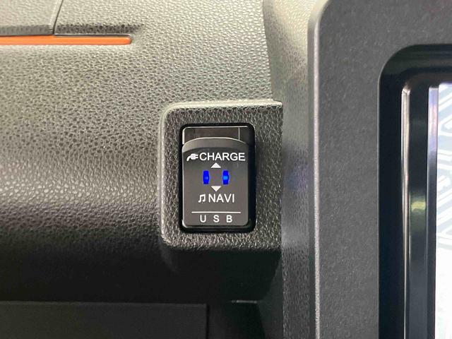 タントファンクロス　エコアイドル非装着車バックカメラ連動フルセグナビ　ＵＳＢ接続　ブルートゥース対応　フロントリヤドライブレコーダー連動　ルーフレール　ラゲージルームランプ　上下２段調整式デッキボード　オートブレーキホールド付電動パーキング（千葉県）の中古車