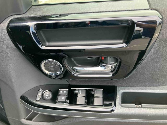 N−BOXカスタムLナビ/TV/DVD/BT/USB バックカメラ 全車速追従クルコン ハーフシェイドガラス 両側スライドドア(左側電動) LEDヘッドライト オートライト シートヒーター スマートキー アルミホイール(千葉県)の中古車