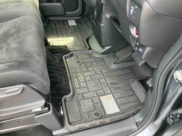 N−BOXカスタムLナビ/TV/DVD/BT/USB バックカメラ 全車速追従クルコン ハーフシェイドガラス 両側スライドドア(左側電動) LEDヘッドライト オートライト シートヒーター スマートキー アルミホイール(千葉県)の中古車