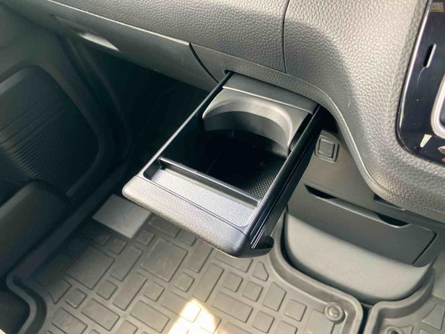 N−BOXカスタムLナビ/TV/DVD/BT/USB バックカメラ 全車速追従クルコン ハーフシェイドガラス 両側スライドドア(左側電動) LEDヘッドライト オートライト シートヒーター スマートキー アルミホイール(千葉県)の中古車