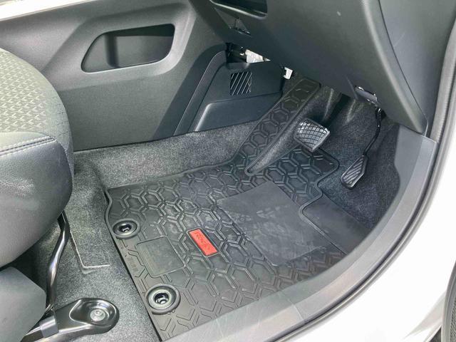 ロッキープレミアムG HEVHEV バックカメラ 全車速追従クルコン LEDヘッドランプ オートライト ADB リヤフォグランプ スマアシ コーナーセンサー シートヒーター 革巻ステアリング 電動駐車ブレーキ キーフリー アルミ(千葉県)の中古車