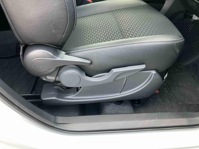 ロッキープレミアムG HEVHEV バックカメラ 全車速追従クルコン LEDヘッドランプ オートライト ADB リヤフォグランプ スマアシ コーナーセンサー シートヒーター 革巻ステアリング 電動駐車ブレーキ キーフリー アルミ(千葉県)の中古車