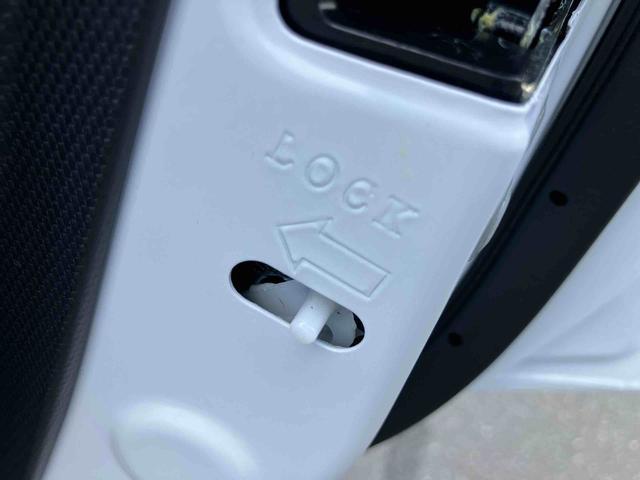 ロッキープレミアムG HEVHEV バックカメラ 全車速追従クルコン LEDヘッドランプ オートライト ADB リヤフォグランプ スマアシ コーナーセンサー シートヒーター 革巻ステアリング 電動駐車ブレーキ キーフリー アルミ(千葉県)の中古車