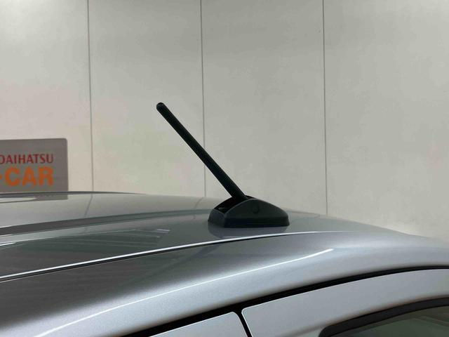 ミライースX SAIII衝突被害軽減ブレーキ 横滑り防止装置 前後コーナーセンサー オートライト オートハイビーム マニュアルレベリング機能付LEDヘッドライト キーレスエントリー バニティーミラー付き左右サンバイザー(千葉県)の中古車