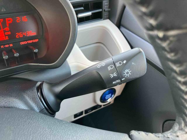 ムーヴXリミテッドII SAIIIバックカメラ 運転席シートヒーター トップシェイドガラス アルミホイール LEDヘッドライト オートライト オートハイビーム CD/AUX スマアシ 革巻ステアリング ステリモ キーレス 盗難防止警報(千葉県)の中古車