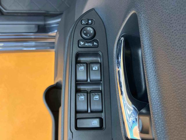 タントカスタムＸリミテッドスマアシ　ダイハツ予防安全機能　アダプティブクルーズコントロール　ビルトインＥＴＣ　前席シートヒーター　上下２段調整式デッキボード　前後コーナーセンサー　オートライト　オートハイビーム（千葉県）の中古車