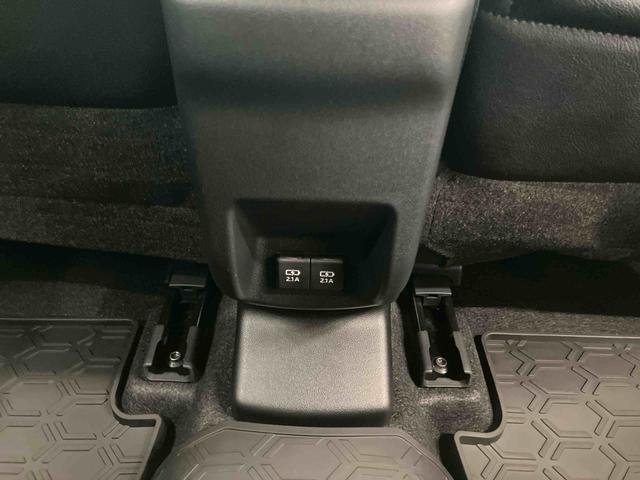 ロッキープレミアムＧ　ＨＥＶスマアシ　ダイハツ予防安全機能　アダプティブクルーズコントロール　オートブレーキホールド付き電動パーキング　前席シートヒーター　リヤフォグランプ　バニティーミラー付き左右サンバイザー（千葉県）の中古車
