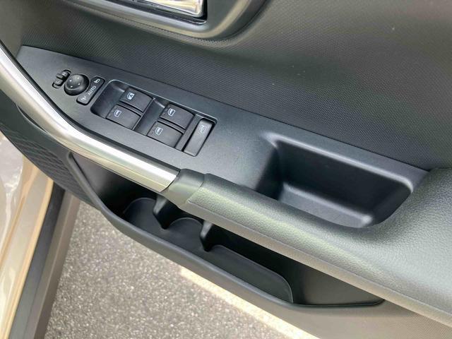 ロッキープレミアムＧ　ＨＥＶＨＥＶ　バックカメラ　全車速追従クルコン　ＬＥＤヘッドランプ　オートライト　ＡＤＢ　リヤフォグランプ　スマアシ　コーナーセンサー　シートヒーター　革巻ステアリング　電動駐車ブレーキ　キーフリー　アルミ（千葉県）の中古車