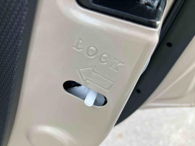 ロッキープレミアムＧ　ＨＥＶＨＥＶ　バックカメラ　全車速追従クルコン　ＬＥＤヘッドランプ　オートライト　ＡＤＢ　リヤフォグランプ　スマアシ　コーナーセンサー　シートヒーター　革巻ステアリング　電動駐車ブレーキ　キーフリー　アルミ（千葉県）の中古車