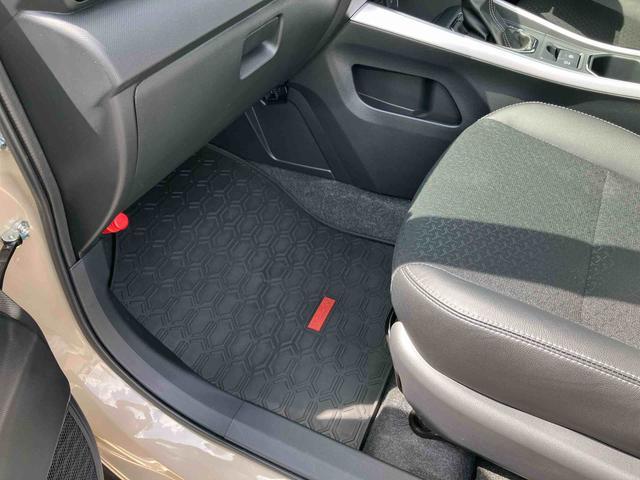 ロッキープレミアムＧ　ＨＥＶＨＥＶ　バックカメラ　全車速追従クルコン　ＬＥＤヘッドランプ　オートライト　ＡＤＢ　リヤフォグランプ　スマアシ　コーナーセンサー　シートヒーター　革巻ステアリング　電動駐車ブレーキ　キーフリー　アルミ（千葉県）の中古車