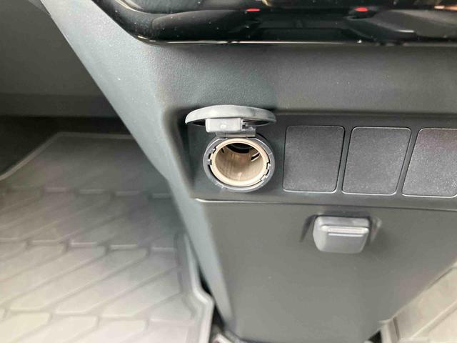 トールカスタムＧ９型ＤＰＡ／ＴＶ／ＢＴ／ＵＳＢ　バックカメラ　全車速追従クルコン　ＬＥＤヘッドライト　オートライト　ＡＨＢ　スマアシ　前後コーナーセンサー　電動駐車ブレーキ　キーフリー　革巻ハンドル　アルミホイール（千葉県）の中古車