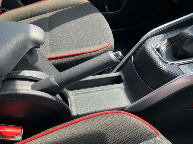ライズＺ４ＷＤ　ターボ　ナビ／ＴＶ／ＤＶＤ／ＢＴ　全周囲カメラ　ＥＴＣ　全車速追従クルコン　ＬＥＤヘッドランプ　オートライト　リヤフォグランプ　前後コーナーセンサー　シートヒーター　革巻ステア　アルミホイール（千葉県）の中古車