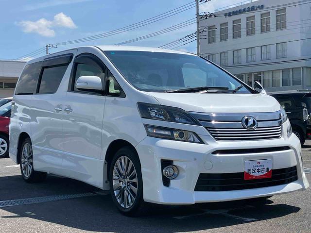 ヴェルファイア２．４Ｚ　ゴールデンアイズII１０型ナビ／ＴＶ／ＤＶＤ／ＢＴ　後席モニター　バックカメラ　ＥＴＣ　ＡＣ１００Ｖ電源　電動バックドア　クルコン　ＨＩＤヘッドライト　オートライト　衝突軽減装置　革巻きハンドル　トップシェイドガラス（千葉県）の中古車