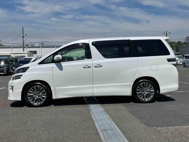 ヴェルファイア２．４Ｚ　ゴールデンアイズII１０型ナビ／ＴＶ／ＤＶＤ／ＢＴ　後席モニター　バックカメラ　ＥＴＣ　ＡＣ１００Ｖ電源　電動バックドア　クルコン　ＨＩＤヘッドライト　オートライト　衝突軽減装置　革巻きハンドル　トップシェイドガラス（千葉県）の中古車