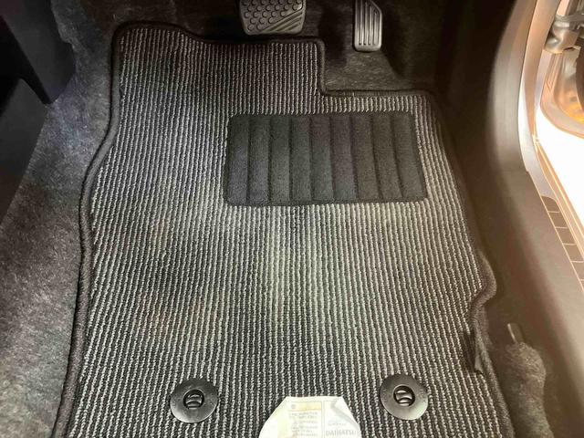 ミライースＸ　ＳＡIII衝突被害軽減ブレーキ　横滑り防止装置　キーレスエントリー　オートハイビーム　マニュアルレベリング機能付ＬＥＤヘッドライト　前後コーナーセンサ　バニティーミラー付き左右サンバイザー　アイドリングストップ（千葉県）の中古車