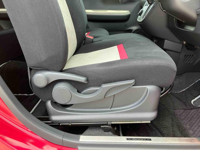 ブーンシルク SAIIナビ/BT/TV/DISC/バックカメラ LEDヘッドライト ドアミラーウインカー プッシュボタンスターター オートエアコン オート格納ドアミラー 運転席シートリフター 衝突被害軽減ブレーキ(千葉県)の中古車