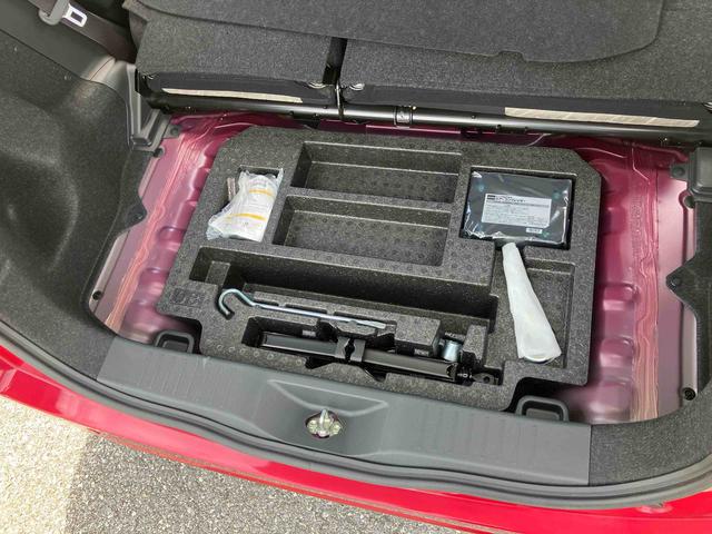 ブーンシルク SAIIナビ/BT/TV/DISC/バックカメラ LEDヘッドライト ドアミラーウインカー プッシュボタンスターター オートエアコン オート格納ドアミラー 運転席シートリフター 衝突被害軽減ブレーキ(千葉県)の中古車