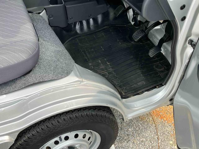 スーパーキャリイＸナビ／ＤＶＤ／ＢＴ／ＵＳＢ　バックカメラ　ドラレコ　ＥＴＣ　４ＷＤ　５ＭＴ　ＬＥＤヘッドライト　ＡＨＢ　荷台三方開　荷台作業灯　パワーウィンド　リヤスモークガラス　衝突被害軽減装置　キーレスエントリー（千葉県）の中古車