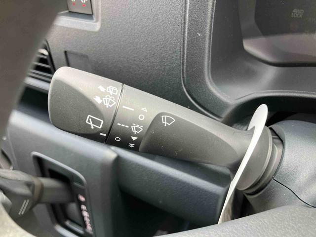 ハイゼットカーゴデラックス衝突回避支援ブレーキ　誤発進抑制制御　横滑り防止装置　オートライト　ＡＨＢ　オーバーヘッドシェルフ　キーレスエントリー　集中ドアロック　前後コーナーセンサー　オーバーヘッドシェルフ　プライバシーガラス（千葉県）の中古車